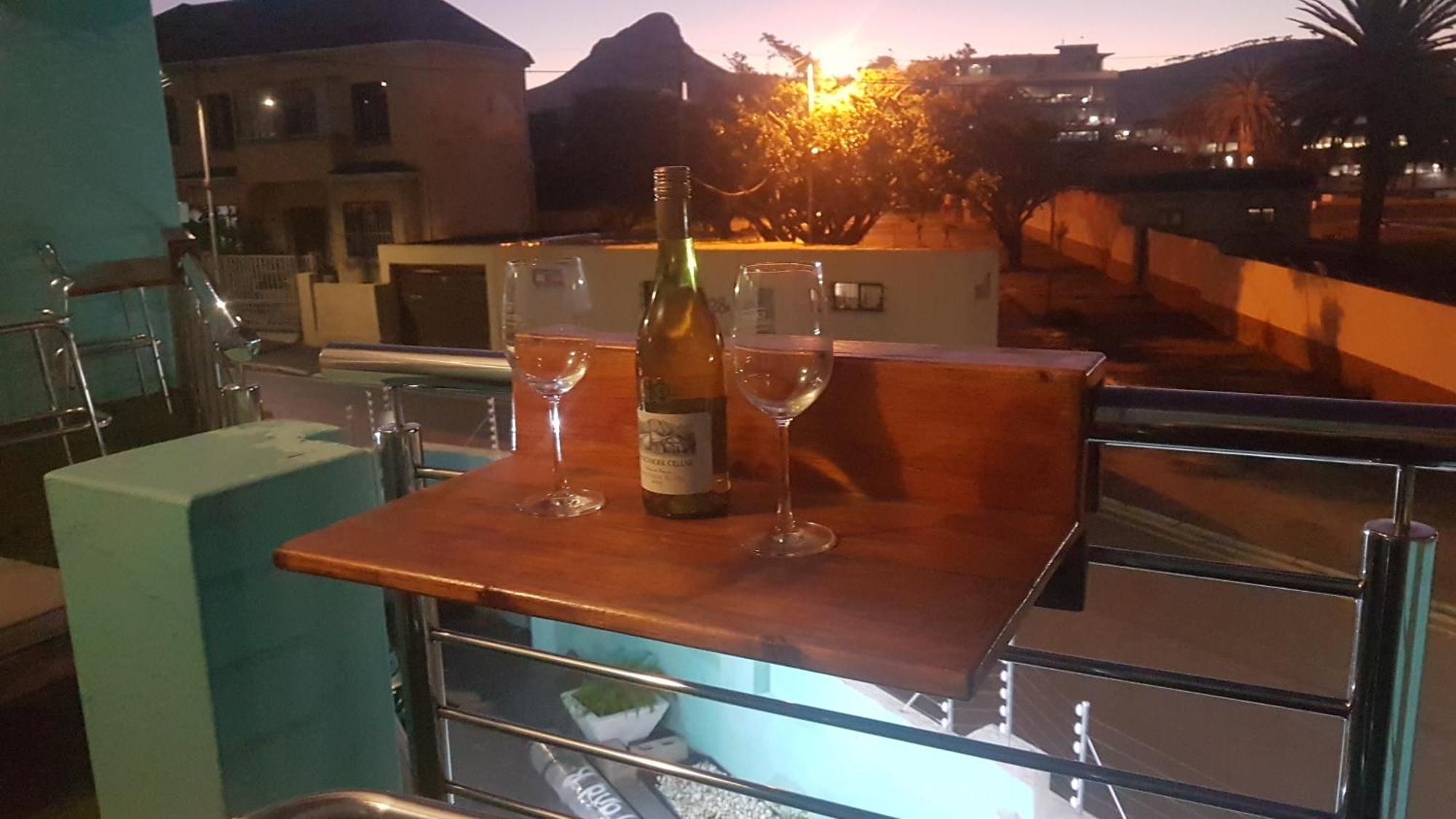 The Mountains Bed and Breakfast Κέιπ Τάουν Εξωτερικό φωτογραφία